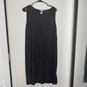 H&M Pleated Shift Dress Womens Small Black Plisse Sleeveless Scoop Neck Knee LBD